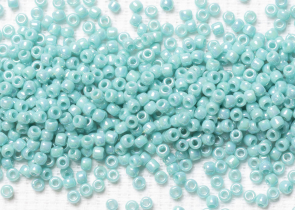 Бисер Япония круглый 11/0 10г 0413 бирюза, радужный непрозрачный