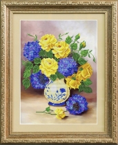 Рисунок на ткани для вышивки бисером  К-3109 Розы и гортензии